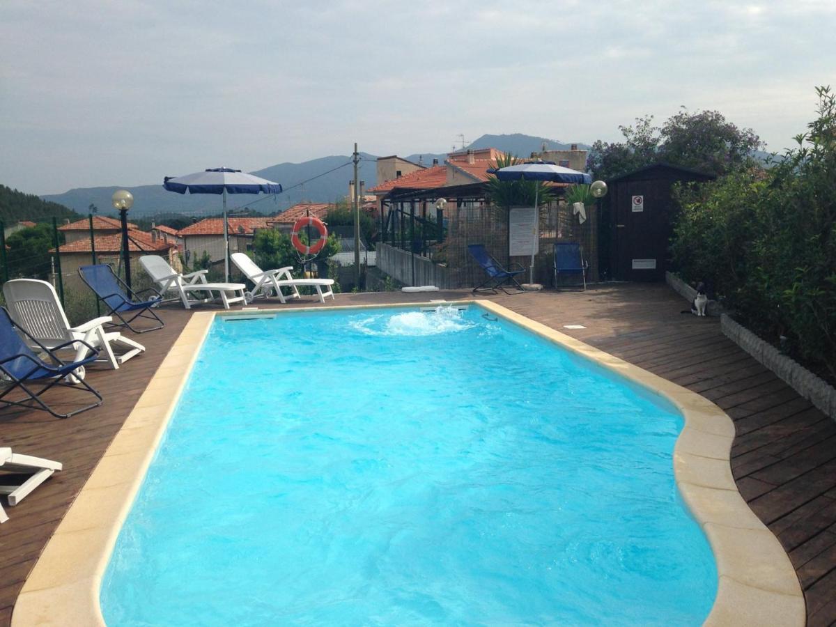 Villa Gli Angeli Agriturismo Cisano sul Neva Exterior foto