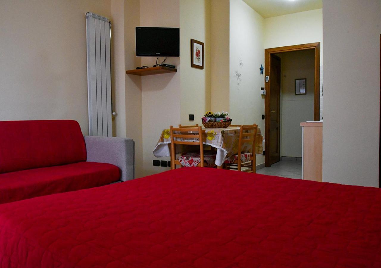 Villa Gli Angeli Agriturismo Cisano sul Neva Exterior foto